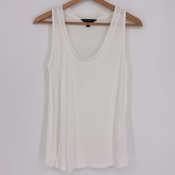Banana Republic Factory Scoopneck Tank Women’s Size Small in White - Picture 1 of 5